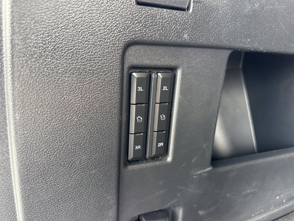 Used 2023 Ford Expedition Limited AWD/4WD image 45