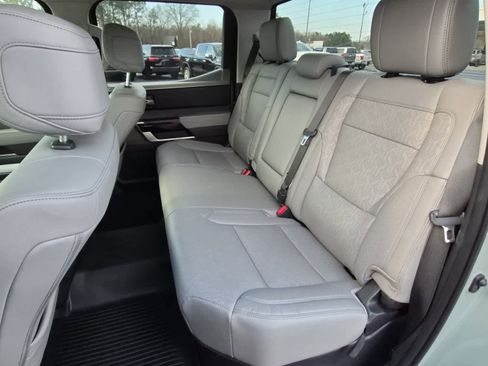 Used 2024 Toyota Tundra Limited image 9