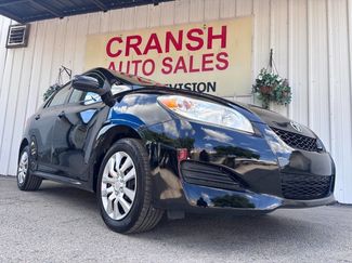 Used 2011 Toyota Matrix FWD video 1