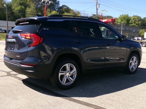 Used 2018 GMC Terrain SLE w/ Driver Convenience Package AWD/4WD image 7