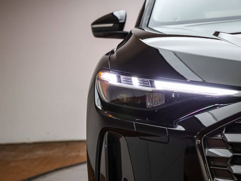 Certified 2025 Audi Q5 Premium Plus w/ Premium Plus image 5