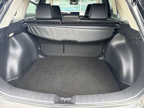 Used 2025 Toyota Corolla Cross XLE FWD image 29