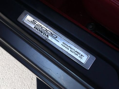 Used 2000 Honda S2000 image 16