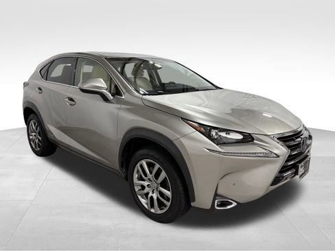 Used 2015 Lexus NX 300h FWD image 3