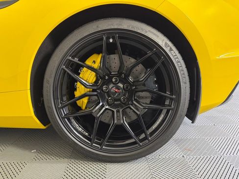 Used 2025 Chevrolet Corvette Z06 w/ Z07 Performance Package image 12