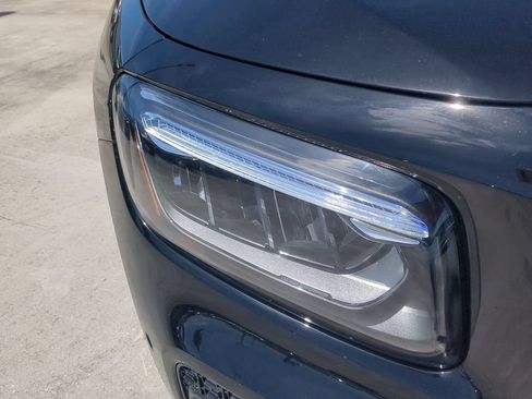 Certified 2024 Mercedes-Benz GLB 250 4MATIC image 7
