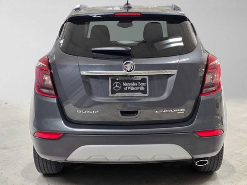 Used 2018 Buick Encore Essence AWD/4WD image 4