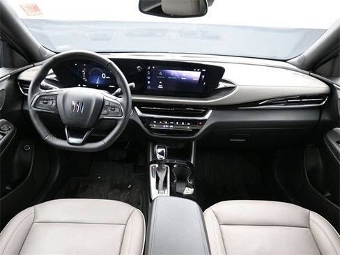 Certified 2024 Buick Envista Avenir image 12