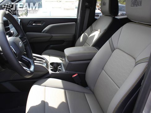 New 2026 Chevrolet Colorado ZR2 w/ ZR2 Bison Edition image 12