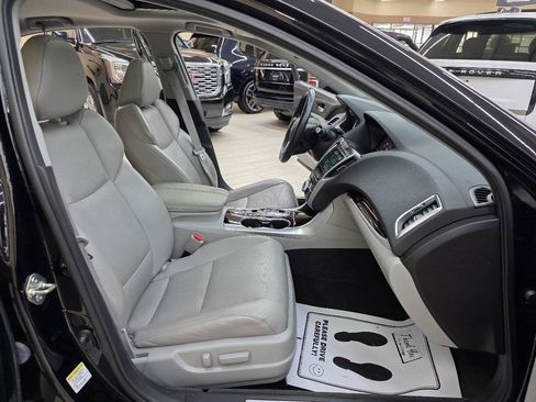 Used 2016 Acura TLX V6 SH-AWD w/ Technology Pkg image 19