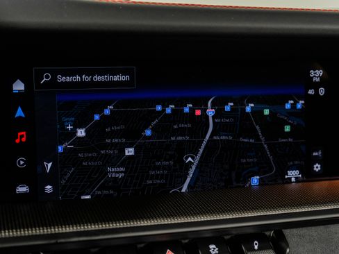 Used 2025 Porsche 911 Carrera 4 GTS image 40