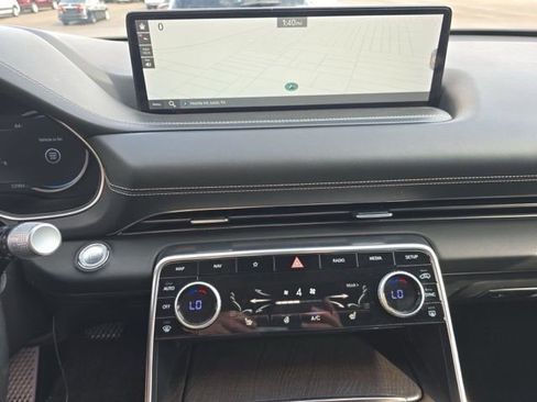 Used 2024 Genesis GV80 2.5T image 12