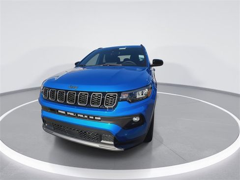New 2026 Jeep Compass Latitude image 3