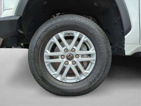 Used 2024 Toyota Tundra SR5 w/ SR5 Convenience Package AWD/4WD image 23