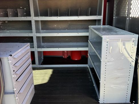 Used 2016 Chevrolet Express 2500 image 5