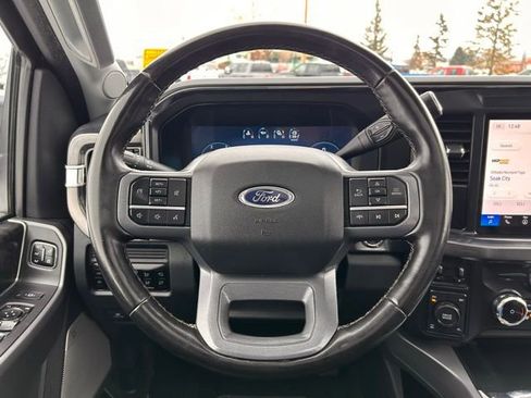 Used 2025 Ford F350 Lariat w/ Black Appearance Package AWD/4WD image 28