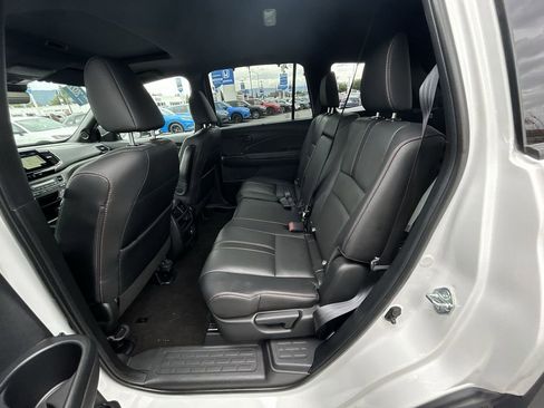 Certified 2022 Honda Passport TrailSport image 23