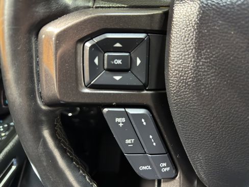 Used 2021 Ford Expedition Limited image 26