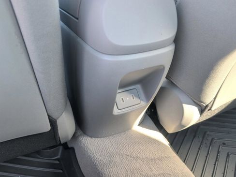 Used 2024 Hyundai Elantra SEL image 29