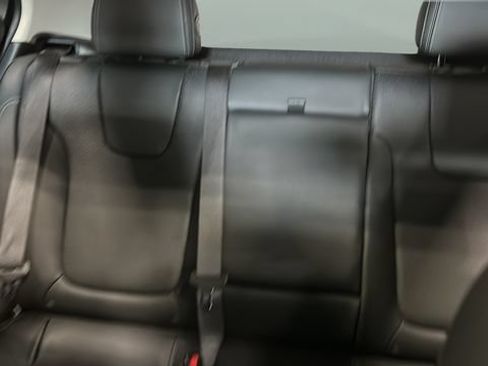 Used 2022 Buick Encore GX Essence w/ Advanced Technology Package FWD image 25