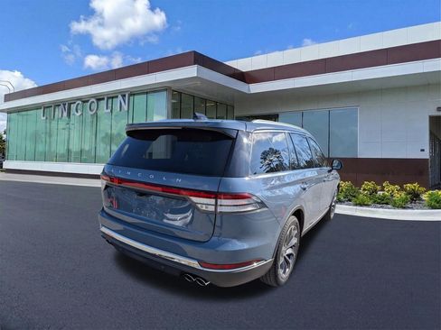 Certified 2025 Lincoln Aviator Reserve image 5