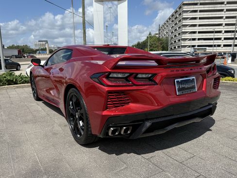 Used 2022 Chevrolet Corvette Stingray Premium Conv w/ Z51 Performance Package RWD image 5
