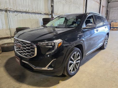 Used 2019 GMC Terrain Denali w/ Driver Alert Package II FWD image 1