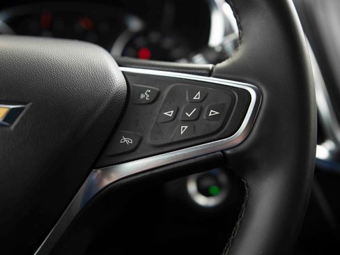 Used 2024 Chevrolet Equinox LT image 7