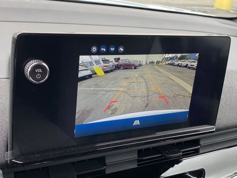 New 2026 Honda Prologue EX image 16