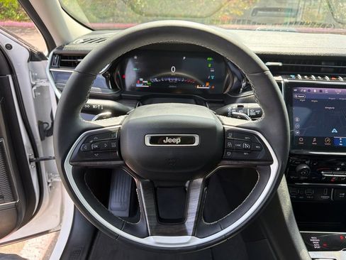 Certified 2023 Jeep Grand Cherokee 4WD 4xe image 19