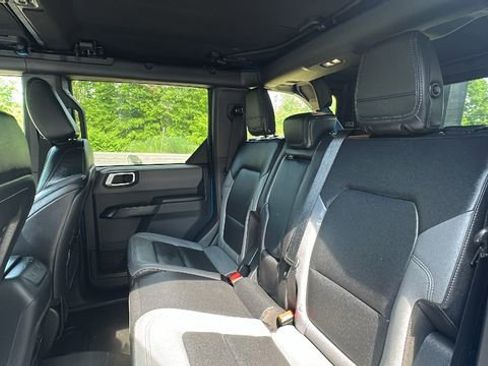 Used 2024 Ford Bronco Black Diamond AWD/4WD image 27
