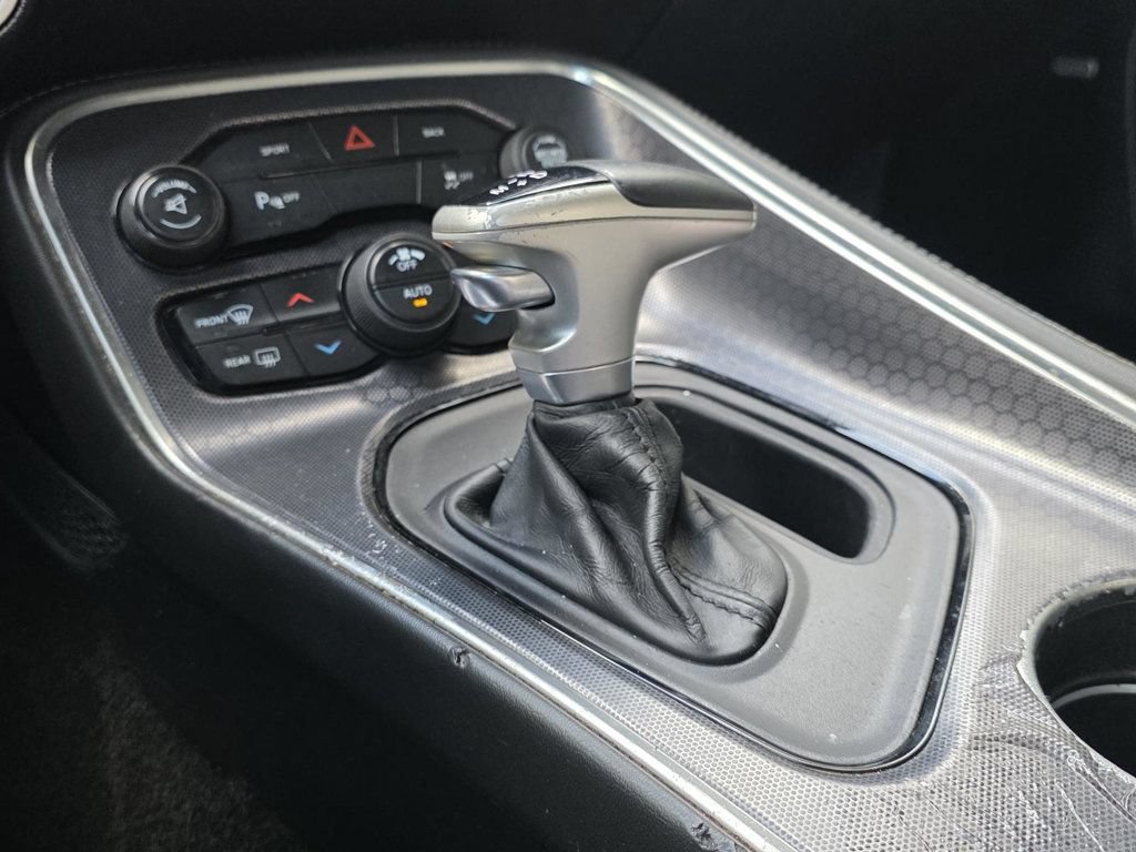 Used 2016 Dodge Challenger SXT Plus RWD image 20