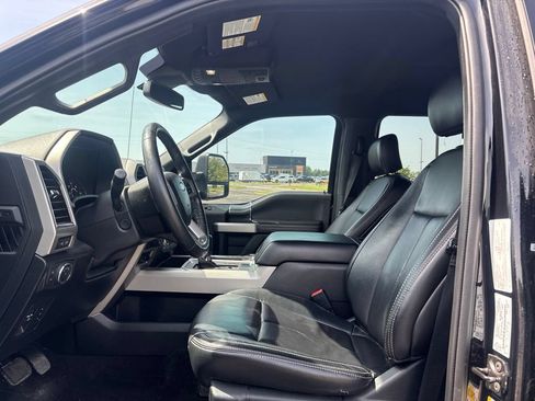Used 2020 Ford F150 Lariat w/ Equipment Group 502A Luxury AWD/4WD image 9