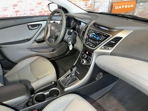 Used 2016 Hyundai Elantra SE image 80