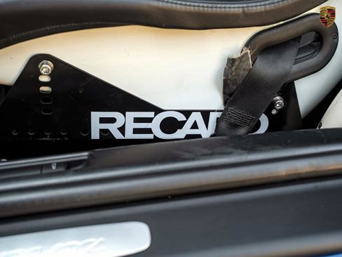 Used 2010 Porsche 911 Carrera 4 image 30