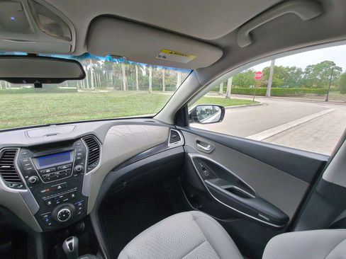 Used 2013 Hyundai Santa Fe Sport FWD image 22