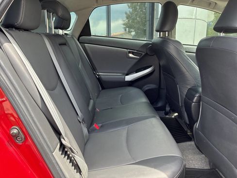 Used 2013 Toyota Prius Four w/ Deluxe Solar Roof Pkg FWD image 12