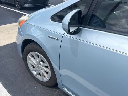 Used 2014 Toyota Prius V Three FWD image 6