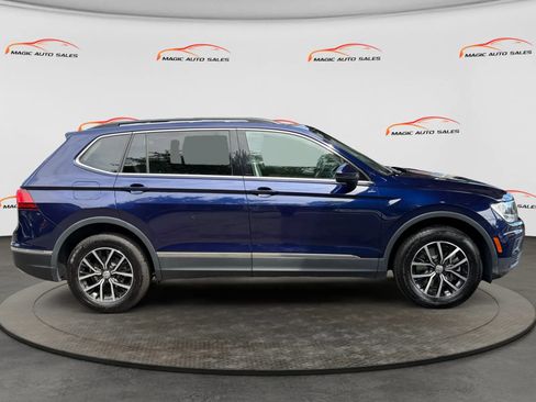 Used 2021 Volkswagen Tiguan SE w/ Panoramic Sunroof Package AWD/4WD image 6