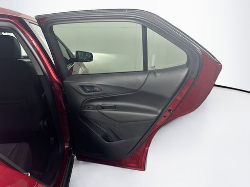 Used 2020 Chevrolet Equinox LT image 31