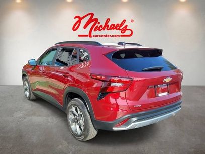 Used 2025 Chevrolet Trax LT
