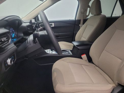 Used 2023 Ford Explorer 4WD image 17