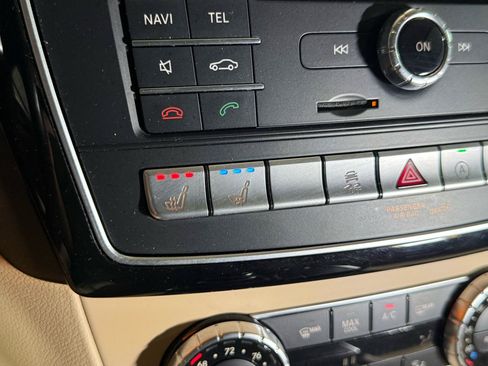 Used 2017 Mercedes-Benz GLS 450 4MATIC w/ Premium Package image 20