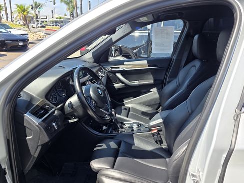 Used 2017 BMW X1 xDrive28i AWD/4WD image 12
