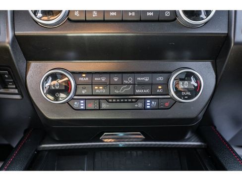 Used 2021 Ford Expedition Max Limited image 17