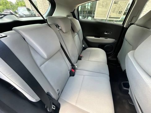 Used 2020 Honda HR-V LX image 28