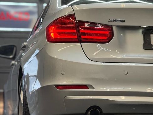 Used 2014 BMW 320i xDrive Sedan AWD/4WD image 13