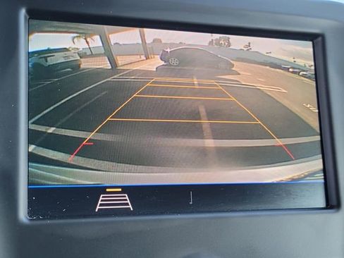 Used 2021 Chevrolet Equinox LS w/ LS Convenience Package FWD image 14