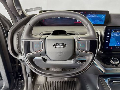 Used 2025 Ford Expedition Max Platinum w/ Stealth Performance Package AWD/4WD image 12
