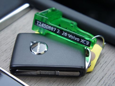 New 2026 Volvo XC90 B6 Plus w/ Protection Package Premier image 23